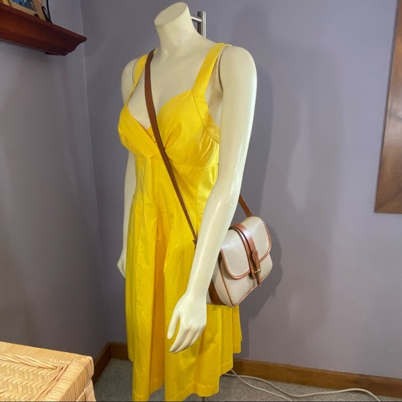 Vintage Dooney & Bourke AWL Lge Equestrian Bag - Picture 2 of 13